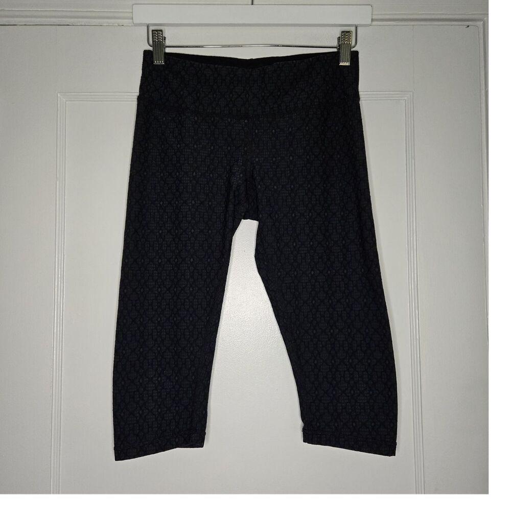 prAna Capri Leggings Womens S Black Gray Geometric Stretch Athleisure
